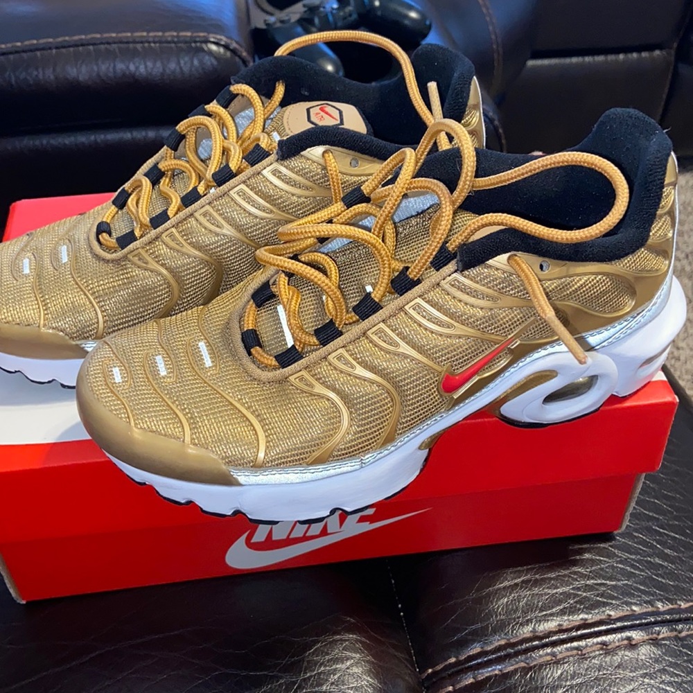 Nike air max kid sneakers